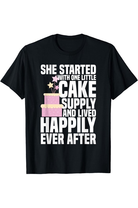 Cake Decorator Tips Cake Decorating Bags Cake Artist T-Shirt
