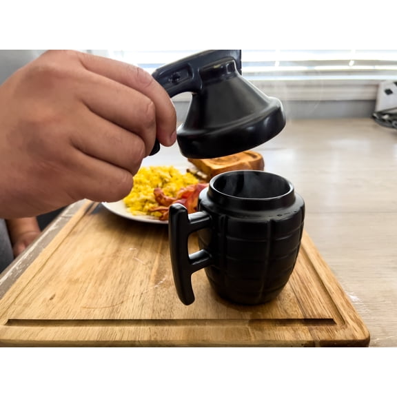 Caliber Gourmet Grenade Mug w/ Lid