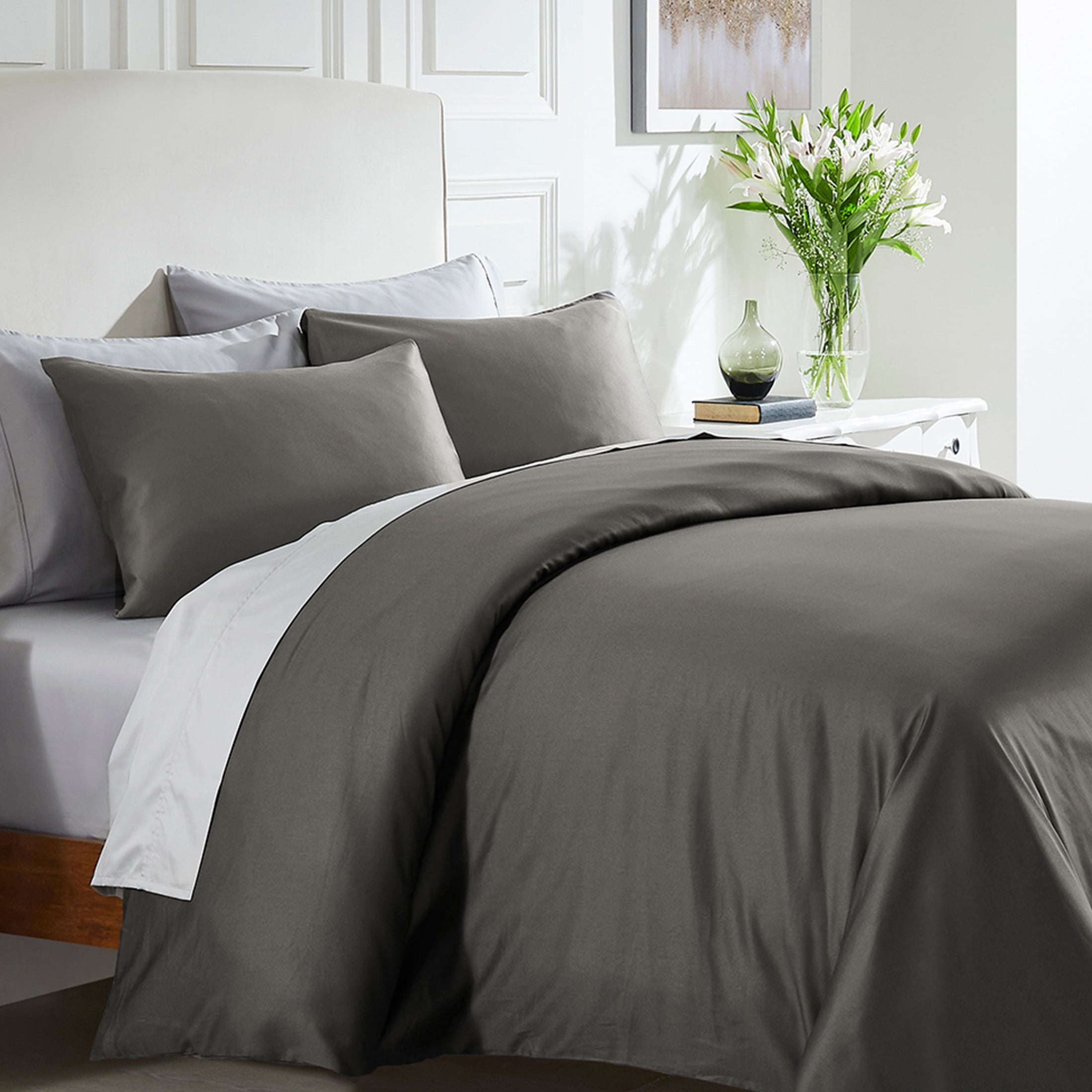 What Color Bed Sheets Go With Gray Walls? (A Style Guide) – California  Design Den