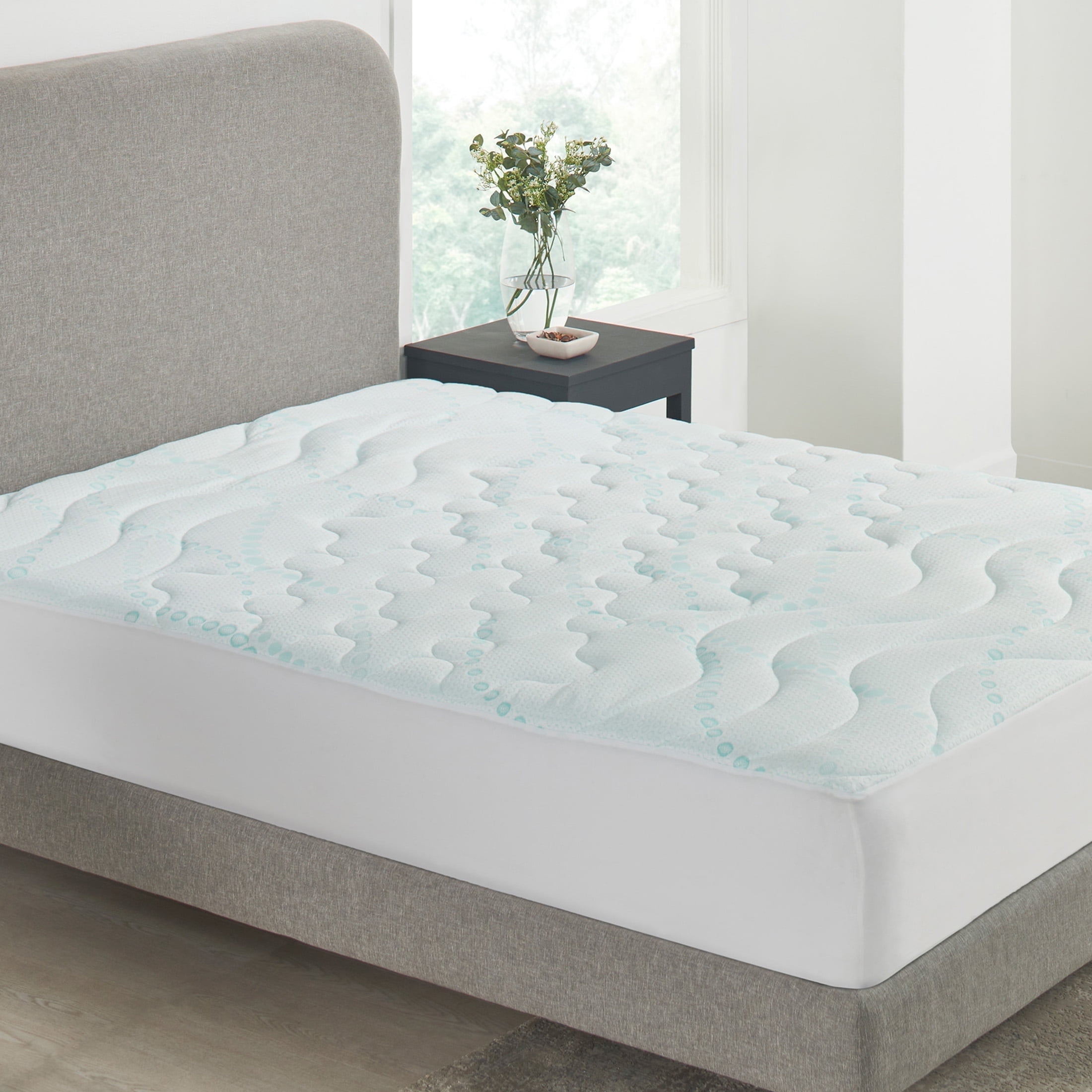California Design Den 3Zone Quilted, Cooling Cal King Mattress Pad