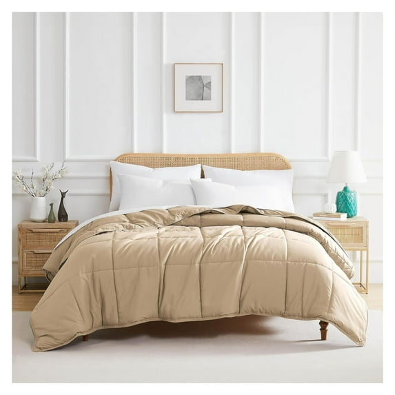 California/King Comforter, Cozy, Fluffy Down Alternative Comforter, Cal/King Bedspread, Hotel Bedding Beige Comforters, Easy Care, Wrinkle-Free Bedding, Soft Sand