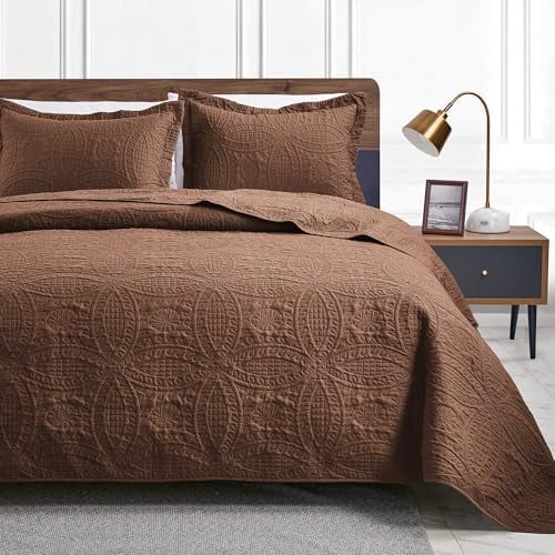California King Size Quilt Bedding Set Brown Bedspreads - Cal King Lightweight Bedspread Comforter - Coin Pattern Coverlet for All Season - 3 Pieces (1 Quilt, 2 Pillow Shams)