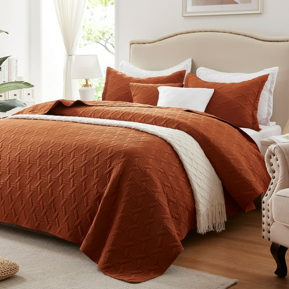 California King Size Quilt Set 3 Pieces, Lightweight Burnt Orange/Rust Bedspread-118''x106'', Soft Microfiber Summer Quilt, Luxurious Warm Coverlet Set for All Seasons (Includes 1 Quilt, 2 Shams)