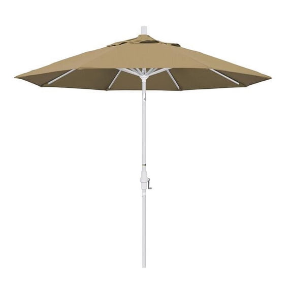 California Umbrella 9' Patio Umbrella in Straw