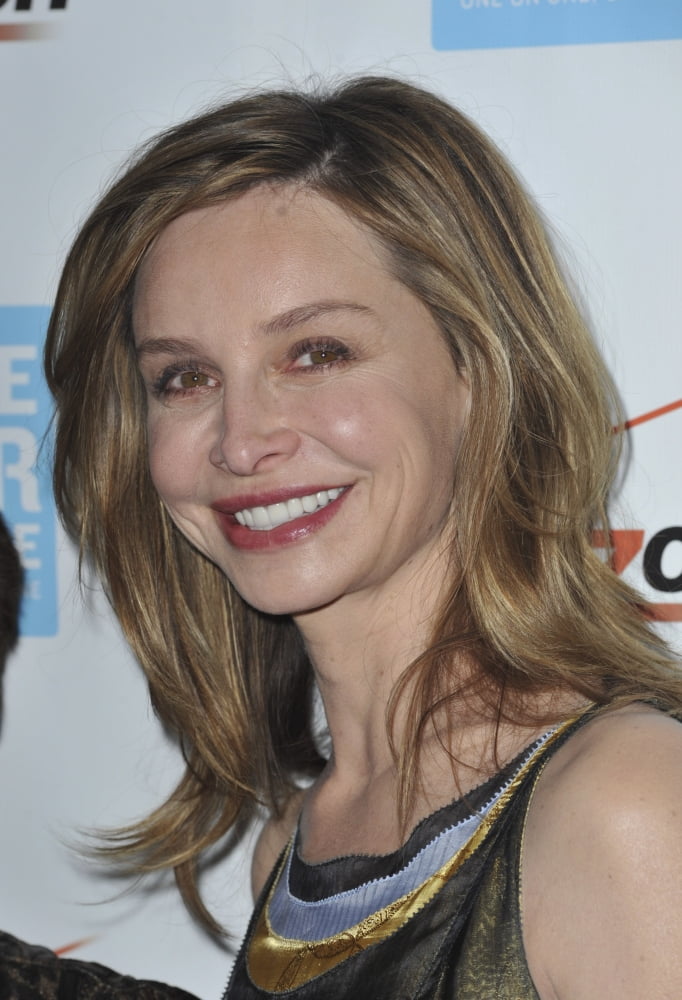 Calista Flockhart At Arrivals For Peace Over Violence Humanitarian Awards Dinner Canvas Art - (16 x 20)