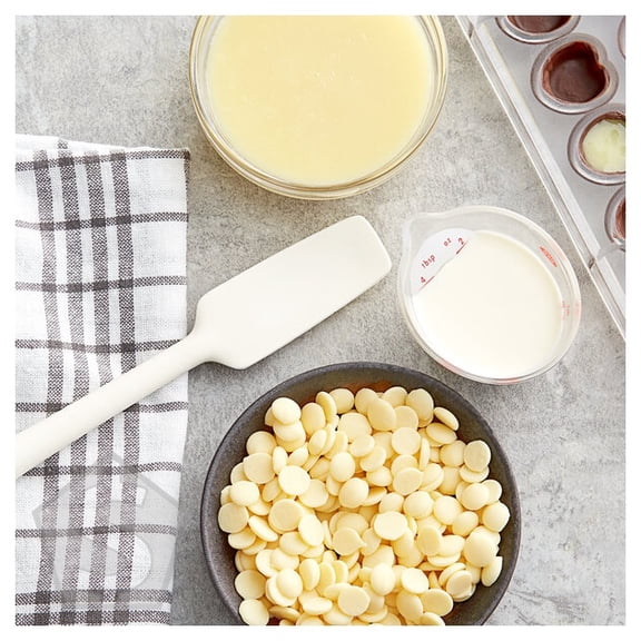 Callebaut Recipe CW2 White Chocolate Callets 22 lb. - 2/Case