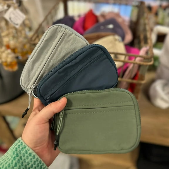 Callipe Portable Card Holder Mini Wallet Zipper Closure Multiple Compartments Waterproof Small Size Large Capacity Zip Keychain Pouch