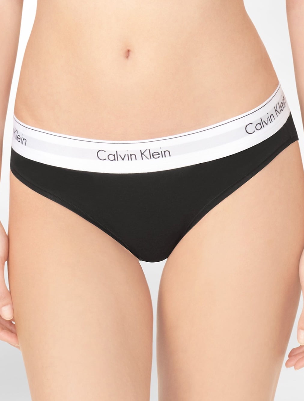 Calvin Klein Women's Modern Cotton Thong, Black, Small 