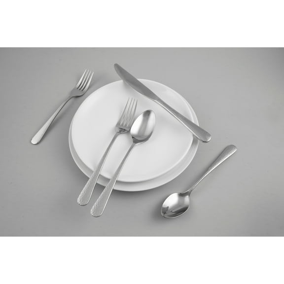Cambridge Silversmiths Keene Hammered Mirror 20 Piece Flatware Set, Service for Four, silver