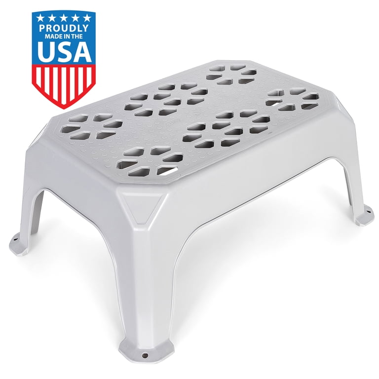 Camco Step Stool - 400 Pound Weight Capacity - Gray, Plastic