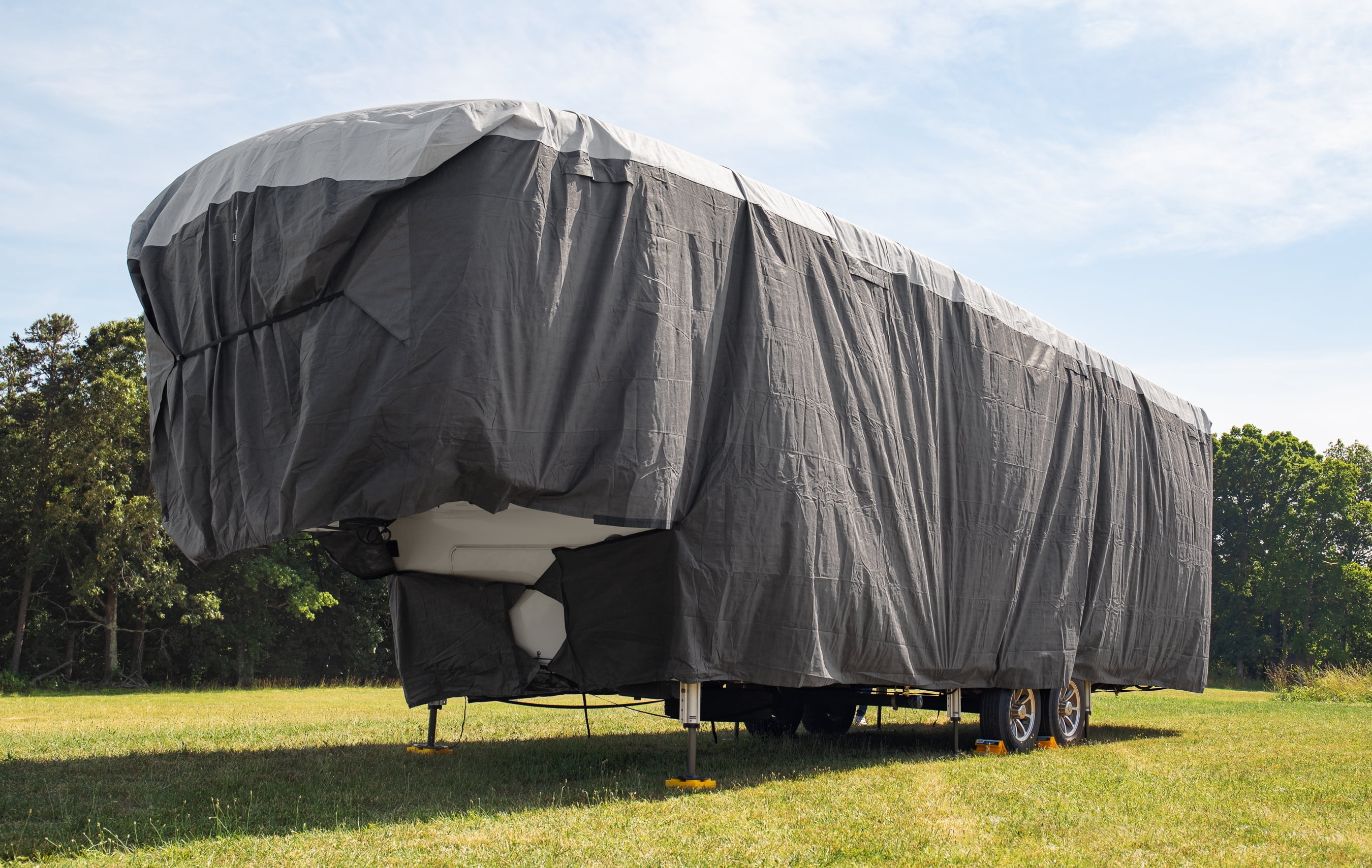 Camco ULTRAGuard RV Cover Fits Fifth Wheel Trailers 40 to 42-feet  Extremely Durable Design that Protects Against the Elements (45759) 