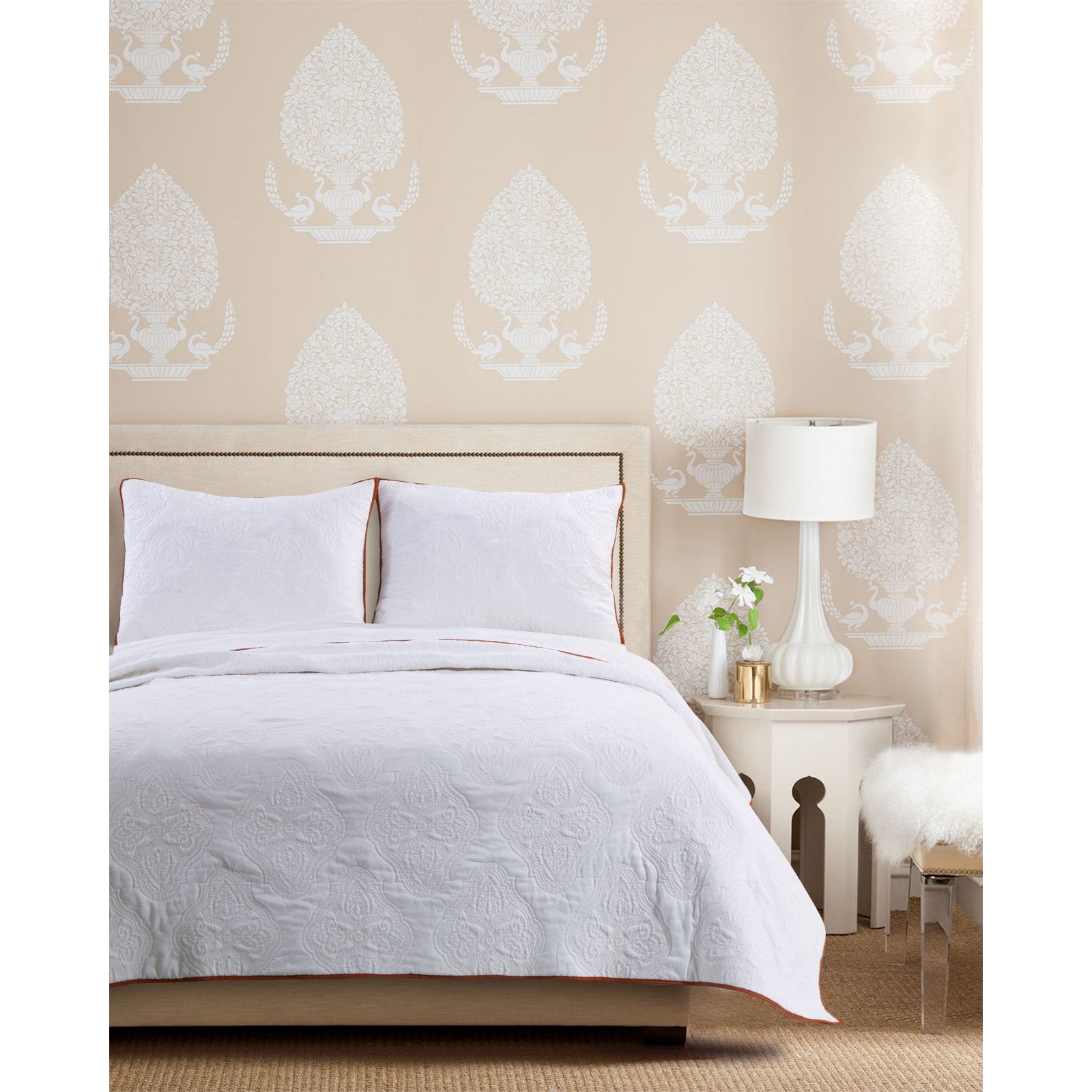 Whisper White Twin Microfiber Medallion Quilt Set