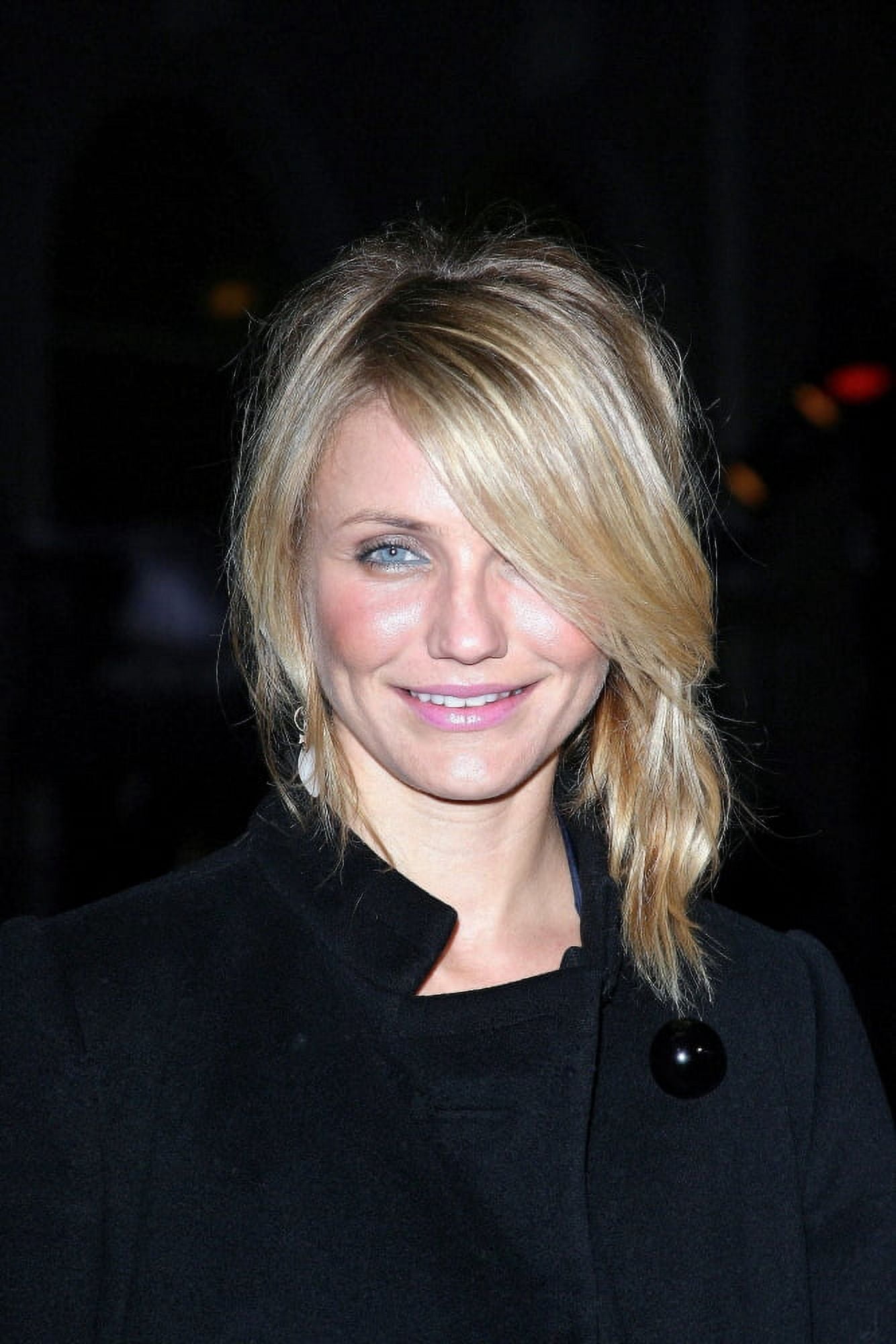 Cameron Diaz At Arrivals For Rodeo Drive Walk Of Style Award Canvas Art - (16 x 20)