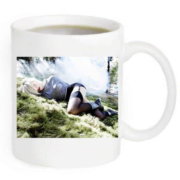 Cameron Diaz Photo Coffee Mug - The photo is printed on the front and the name and date of birth on the back #CD05G