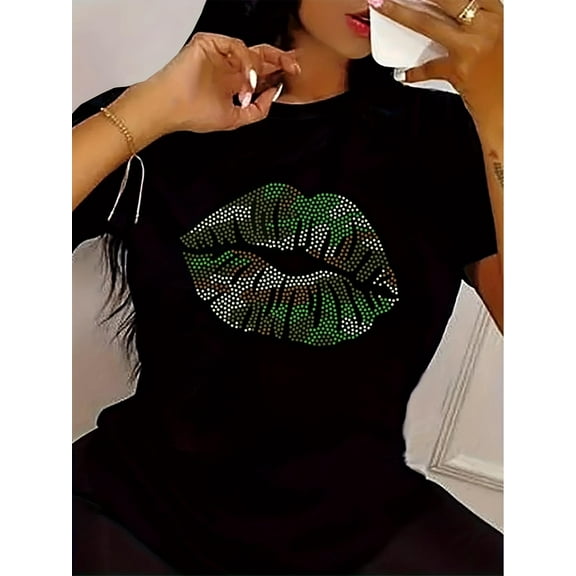 Camo Lips Print T-shirt, Casual Short Sleeve Crew Neck Top Stylish All Season Women's Clothing, Round Neck Short Sleeve Tee for Spring/Summer/Fall