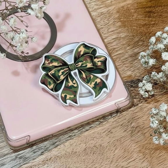 Camouflage Bow Phone Grip Stylish Camo Design with Elegant Ribbon, Perfect for Fashionable and Trendy Accessory Lovers