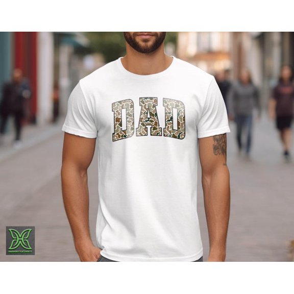 Camouflage Dad Shirt,Duck Camo Dad T-shirt, Gift, Retro Daddy Tee,Hunting Dad Gifts,Varsity Dad Shirt,Hunting Lover Dad Tshirt All Size S-5XL
