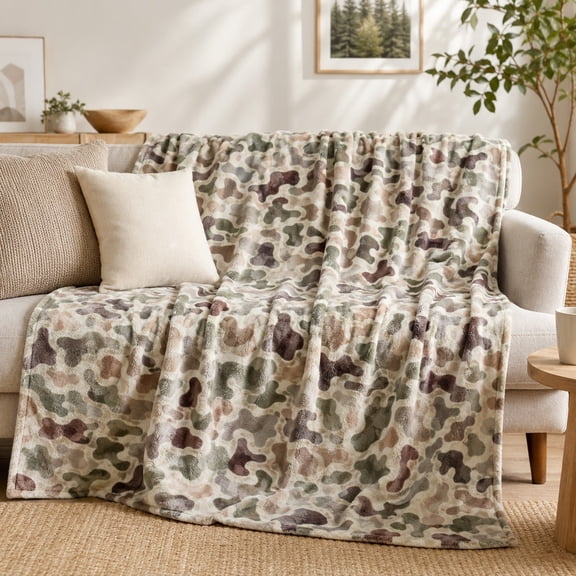 Camouflage Fleece Throw Blanket, Soft 280 GSM Polyester, Couch and Bed Home Decor
