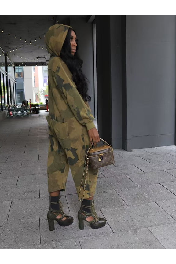 Camouflage Punk Pocket Hooded Zipper Jumpsuit (M, Beige)