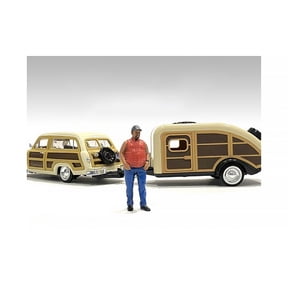 "Campers" Figure 1 for 1 24 Scale Models by American Diorama
