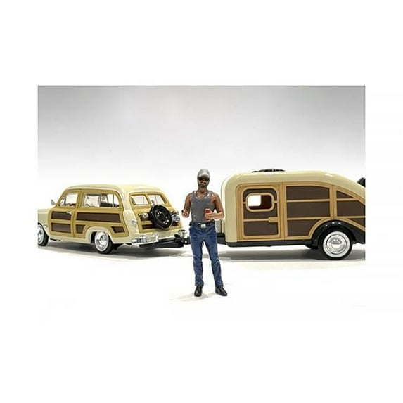 Campers Figure 5 for 1 by 24 Scale Models
