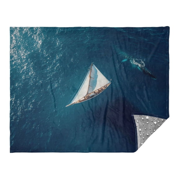 Camping Quilt Ultralight 70*55in Flannel Fabric Ultra-soft, Warm and Lightweight Camping Blanket Packable Fluorescent Blanket Minimalist Holiday Gifts Sailing Boat