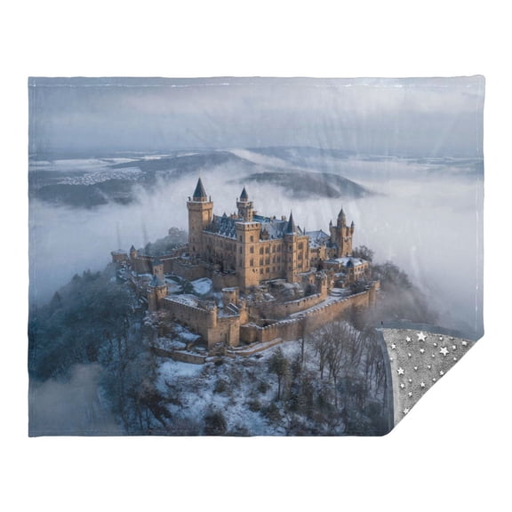 Camping Quilt Ultralight 70*55in Flannel Fabric Ultra-soft, Warm and Lightweight Camping Blanket Packable Fluorescent Blanket Minimalist Holiday Gifts Shrouded in Mist