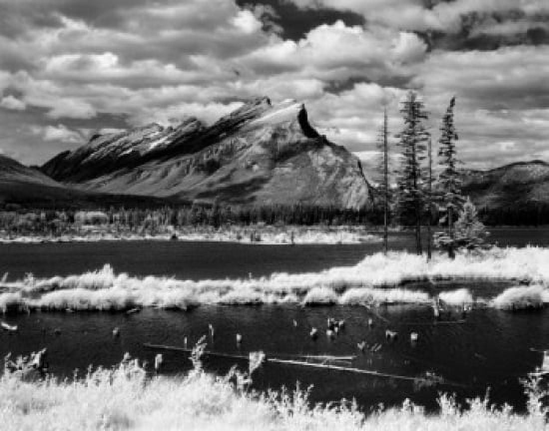 Canada Alberta Banff National Park Canvas Art - (18 x 24)