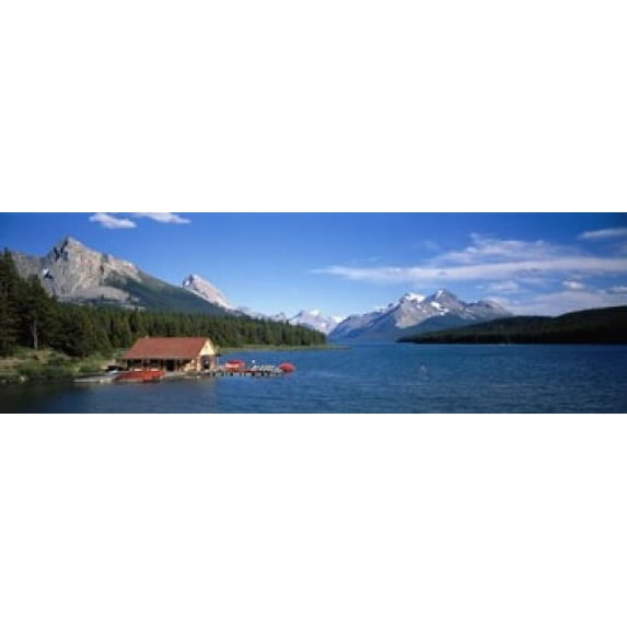Canada, Alberta, Maligne Lake Poster Print (18 x 6)