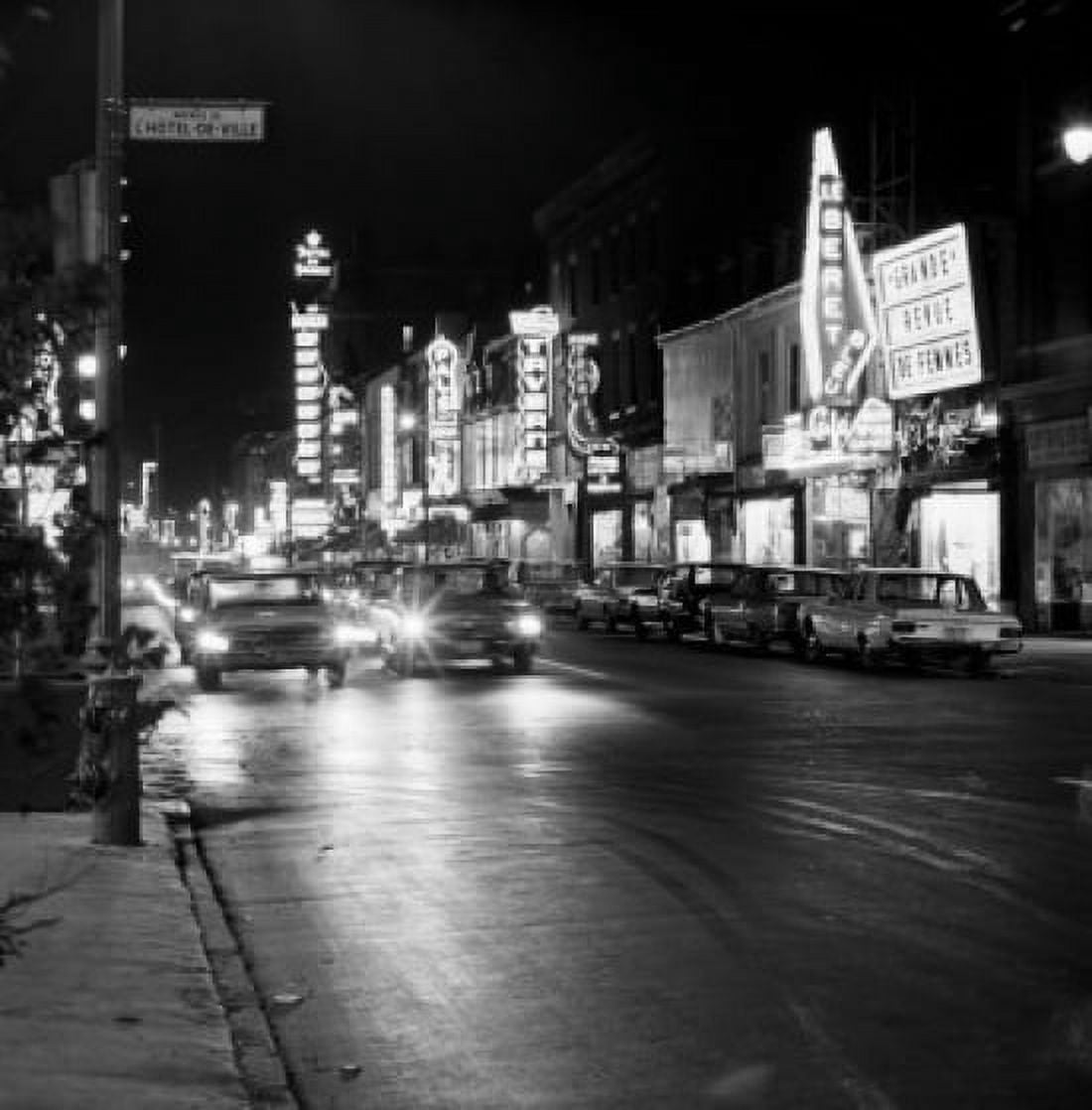 Canada Montreal Car traffic at night Canvas Art - (24 x 36)
