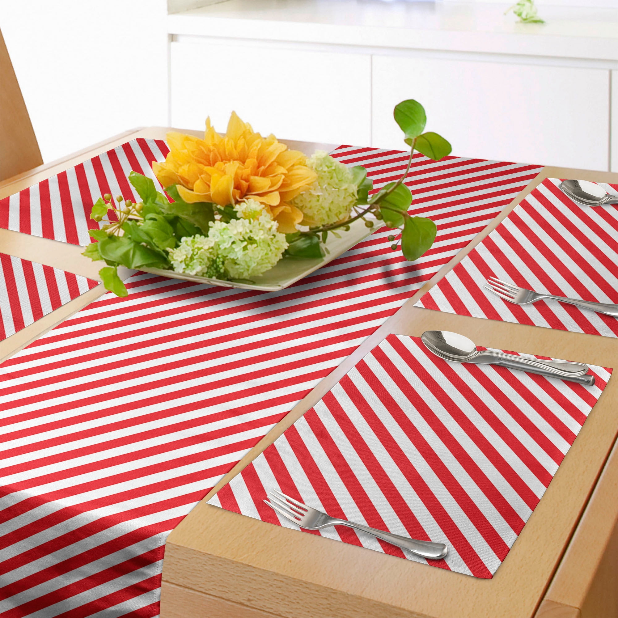 Candy Cane Table Runner & Placemats, Diagonal Red Lines Christmas