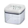 thumbnail image 1 of Zyler - Canister - 6.2 Cup Flip-Tite® Square Food Storage Container, 1 of 6