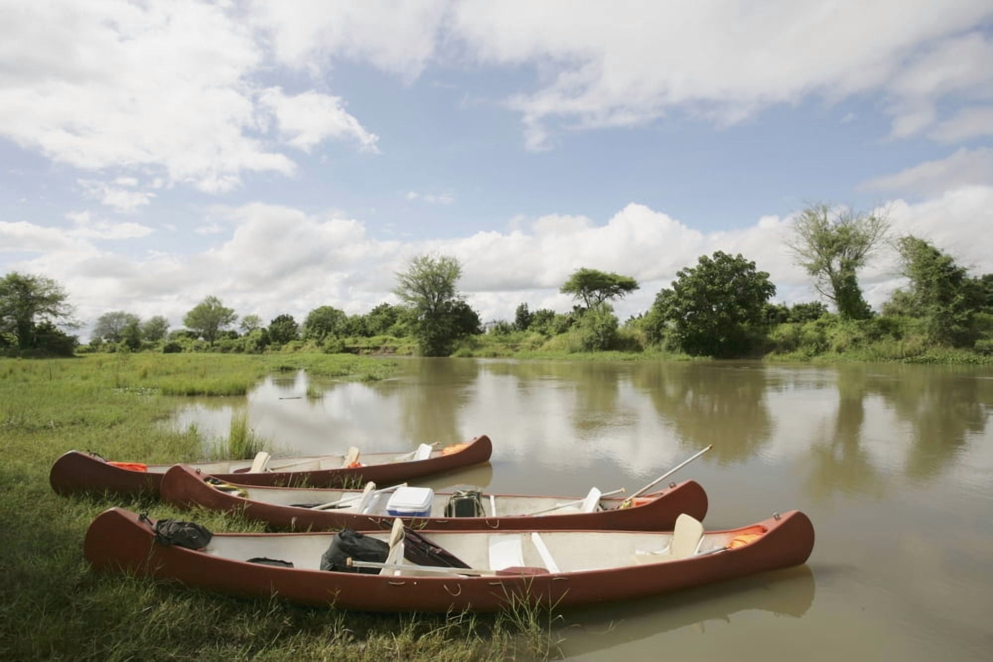 Canoes On The Lower Zambezi Canvas Art - Chris Caldicott Design Pics (19 x 12)