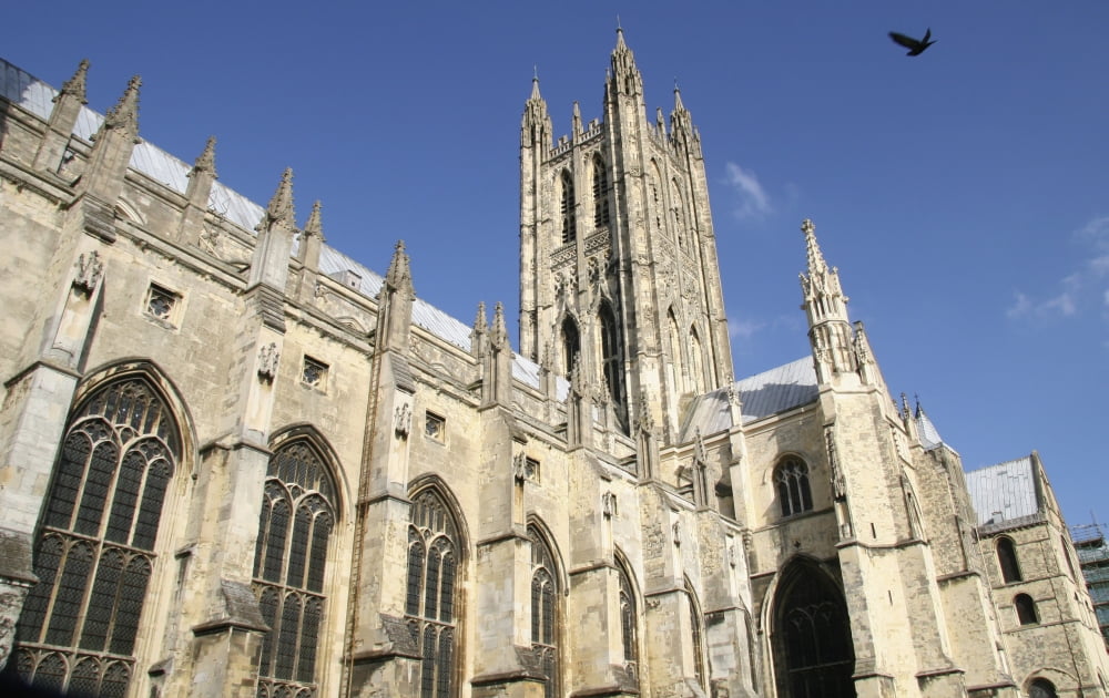 Canterbury Cathedral And Bird Canvas Art - Mark Thomas Design Pics (19 x 12)