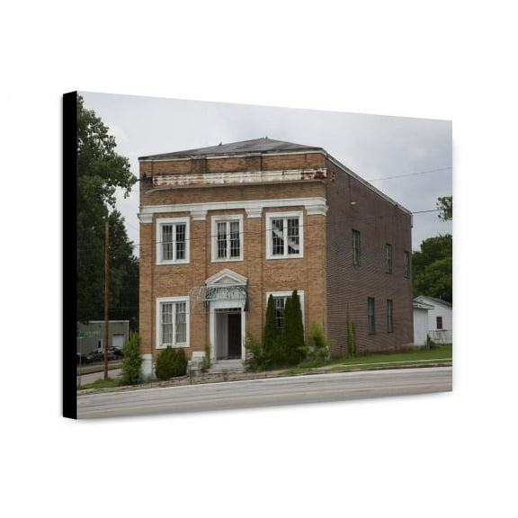 Canvas Print: Building In Neoclassical Style Built In The Late 1800's Along Old