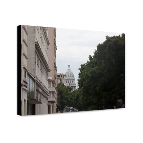 Canvas Print: Capitol Dome Peeks Through The Trees On The Prado In Havana, Cuba
