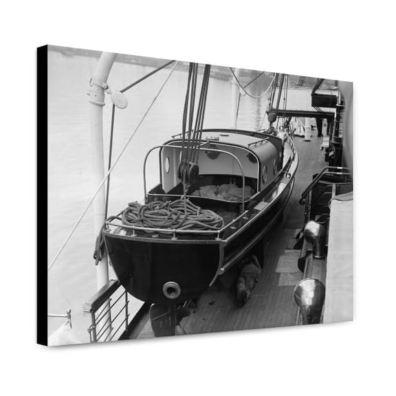 Canvas Print: Eitel Friedrich. United States Navy. German Ship Taken Over By U.S