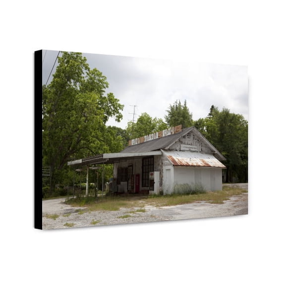 Canvas Print: Historic Buildings In Tuskegee, Alabama, 2010