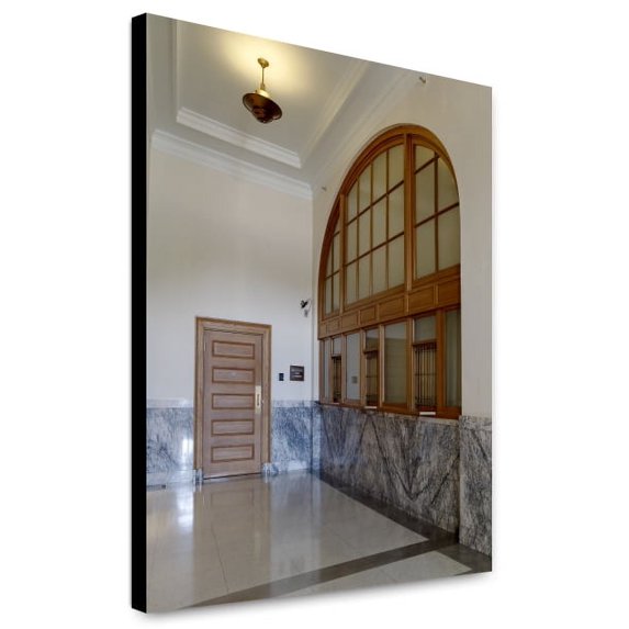 Canvas Print: Interior Lobby, William O. Douglas Federal Building And U.S