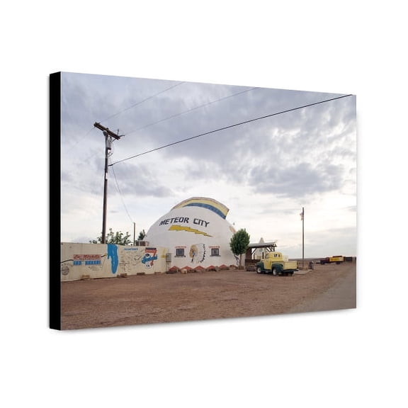 Canvas Print: On Route 66--Worlds Longest Map Of Route 66, Meteor City, Arizona