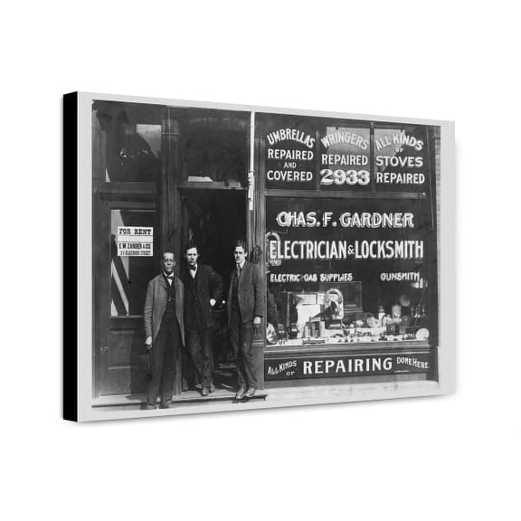 Canvas Print: Only Negro Store Of Its Kind In The U.S., At 2933 State St.