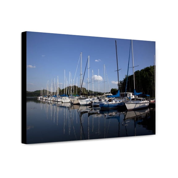 Canvas Print: Sailboats On Lake Guntersville, Guntersville Alabama, 2010