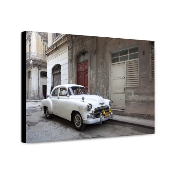 Canvas Print: Vintage Cars Are Everywhere In Old Havana, Cuba, 2010