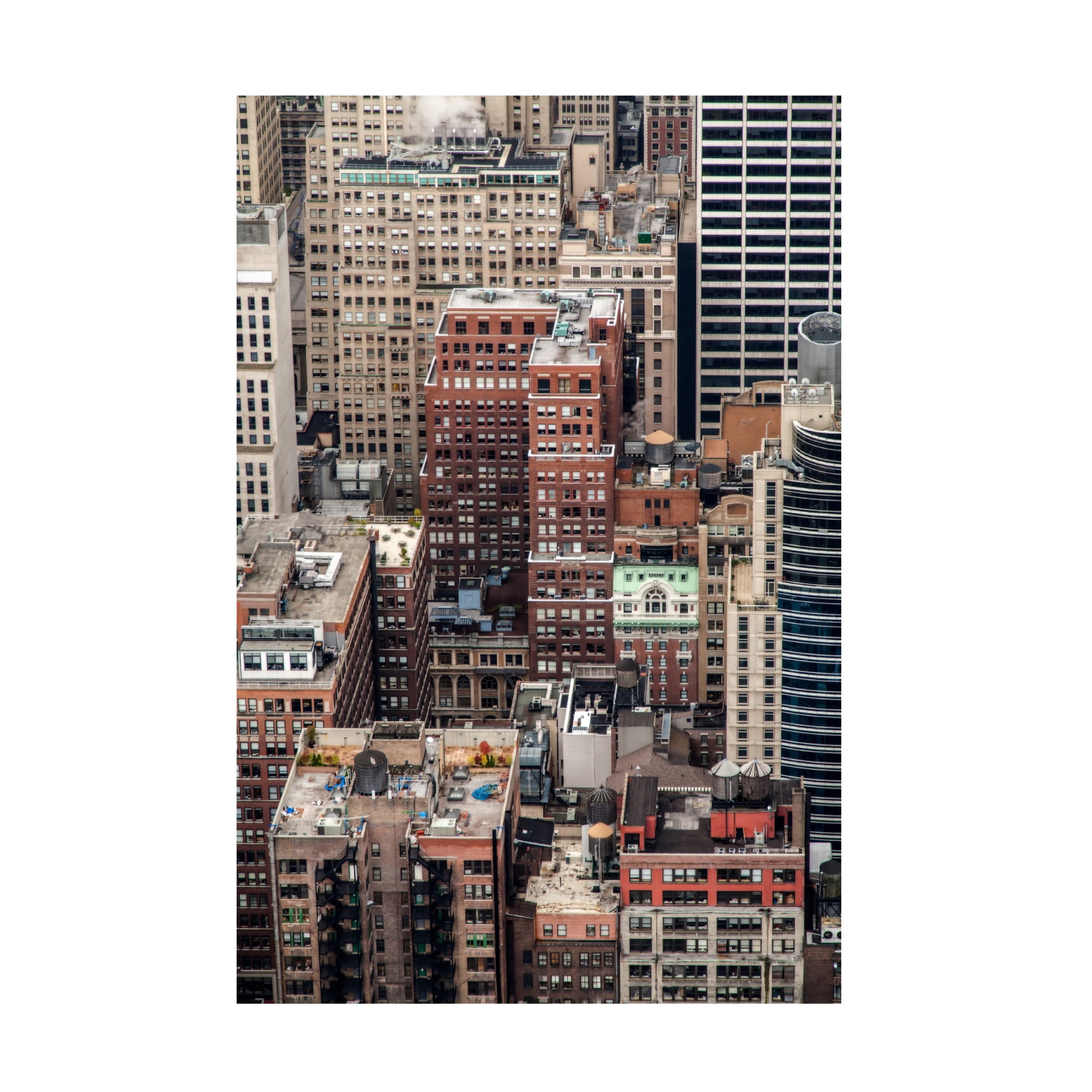 Canvas Wall Art - Par Soderman 'Multi Colour Manhattan' Wall Art for Living Room, Bedroom, or Office D?cor by Trademark Fine Art - 22 x 32 Inches