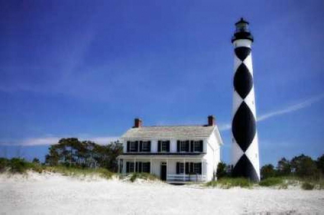 Cape Lookout Light I Canvas Art - Alan Hausenflock (12 x 18)
