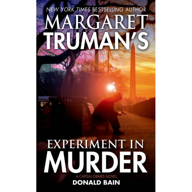 Capital Crimes (Paperback): Margaret Truman's Experiment in Murder (Paperback)