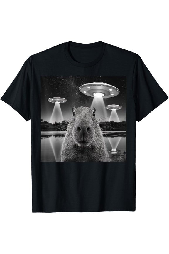 Capybara Selfie Alien Ufo Gifts Men Women, Kid, Rodent Lover T-Shirt