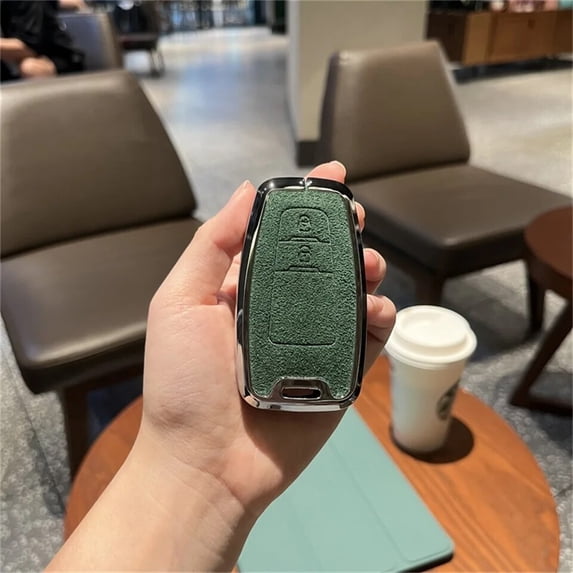 Car Key Case For Toyota Prius Camry Corolla C-HR CHR RAV4 Prado Izoa Levin Avalon 2018 2019 2020 Zinc Shell Cover