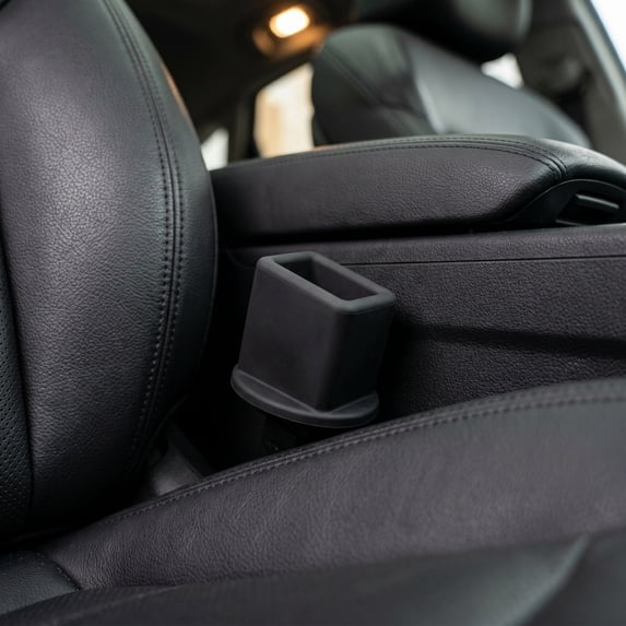 Car Seat Belt Buckle Holder, Plastic Vehicle Rear & Front Seatbelt Buckle Booster for Easy Access, Automotive Interior Safetybelt Fixer Cover, Universal for SUV Sedan Truck