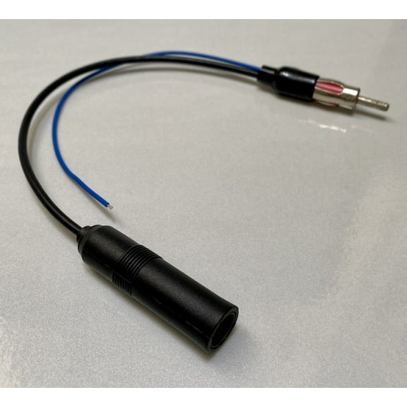 Car Stereo FM Amplifier, Car Antenna Plug Radio Antenna Stereo Signal Amplifier